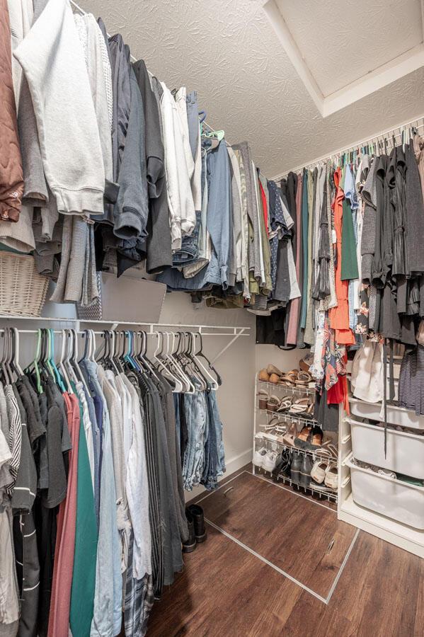 2621 Edencreek Ln, Columbus, OH 43207 - spacious closet with wood finished floors