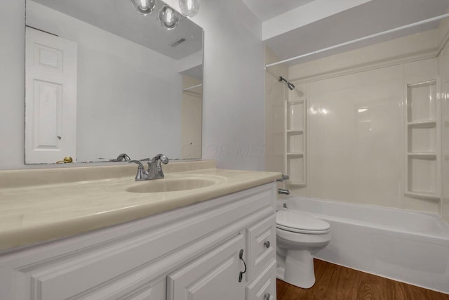 1682 Bryn Mawr Dr, Newark, OH 43055
