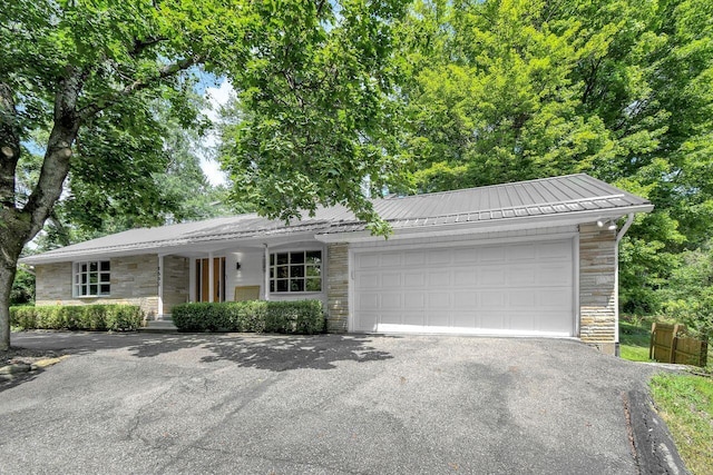 1682 Bryn Mawr Dr, Newark, OH 43055