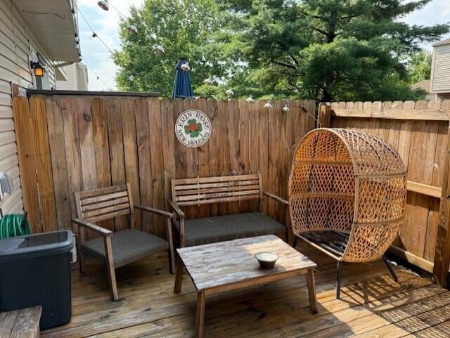 796 Cap Ln Unit 21C, Columbus, OH 43085 - view of deck