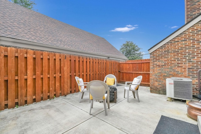 1533 Sandringham Ct, Columbus, OH 43220 - view of patio