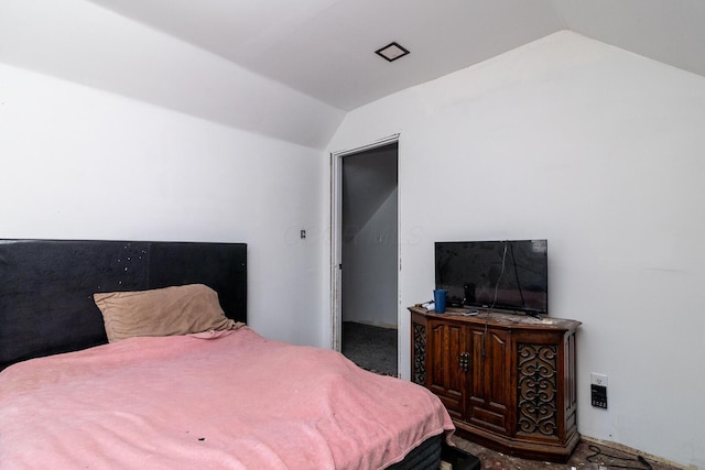324 Quarry St, Marion, OH 43302 - bedroom featuring lofted ceiling