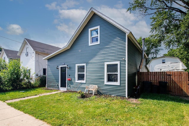 324 Quarry St, Marion, OH 43302 - view of front of home