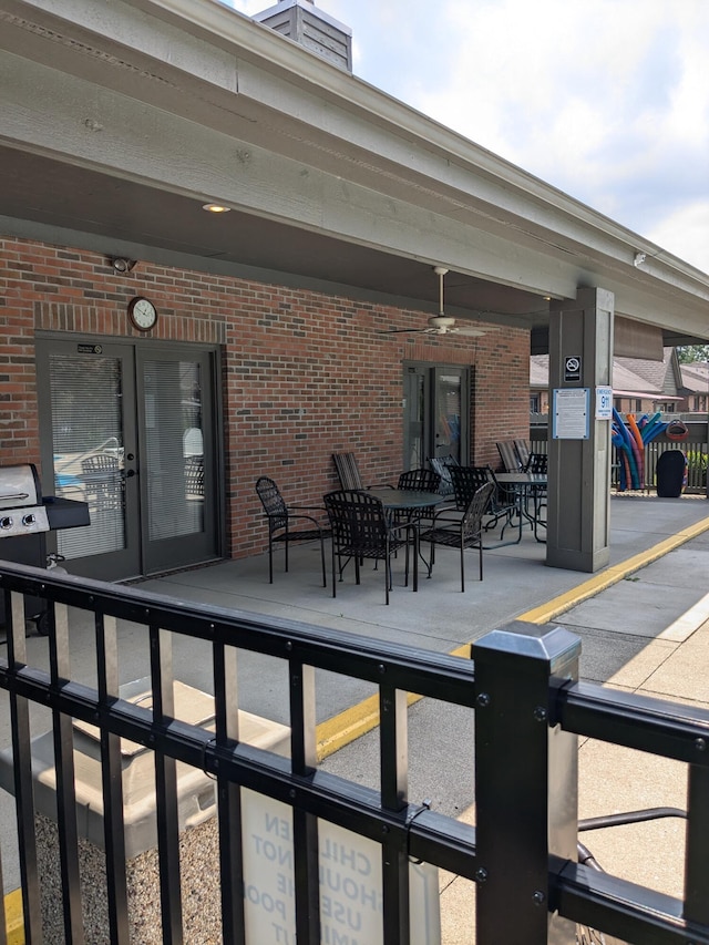 5813 Thada Ln, Columbus, OH 43229 - view of patio / terrace