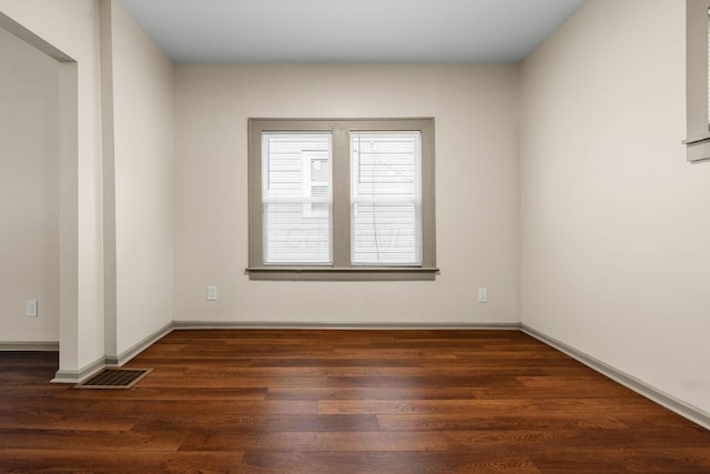 139 S Princeton Ave, Columbus, OH 43222 - empty room featuring dark wood-style flooring