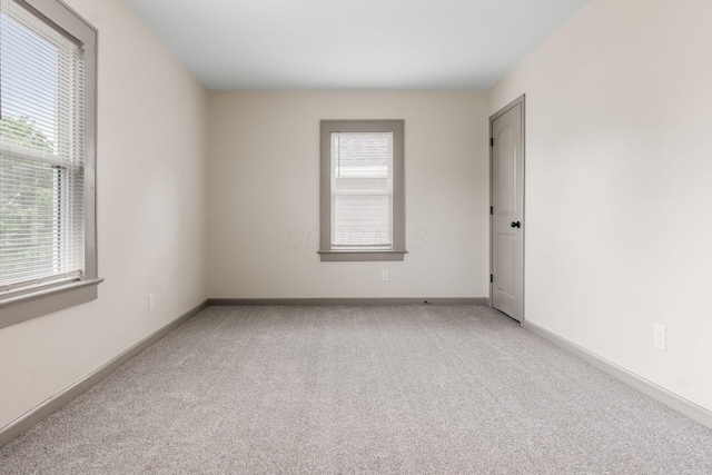 139 S Princeton Ave, Columbus, OH 43222 - carpeted empty room featuring baseboards