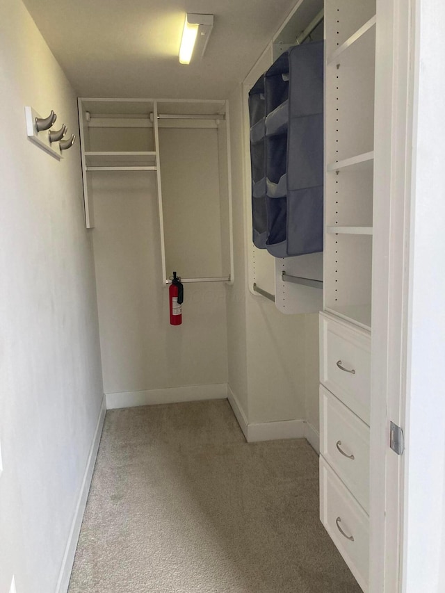1276 N High St Unit 206, Columbus, OH 43201 - spacious closet featuring light carpet