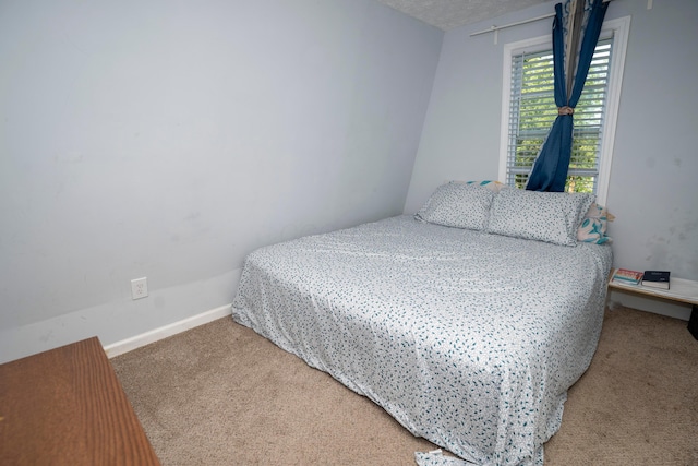 66 S Wheatland Ave, Columbus, OH 43204 - carpeted bedroom featuring baseboards