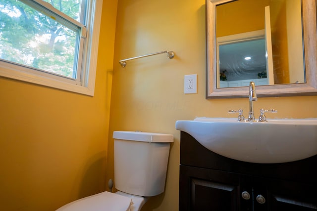 66 S Wheatland Ave, Columbus, OH 43204 - half bathroom featuring toilet and vanity