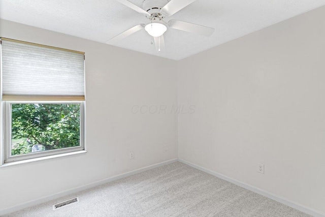 3155 El Greco Dr, Columbus, OH 43204 - empty room with ceiling fan and carpet