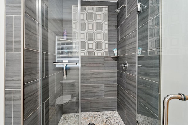 1317 Broadview Ave, Columbus, OH 43212 - bathroom with a stall shower