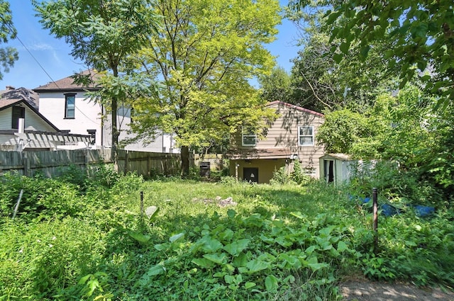 31 S Wheatland Ave, Columbus, OH 43204 - view of yard