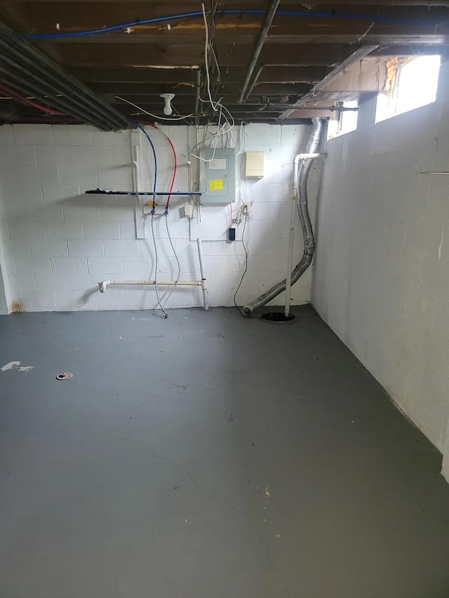 4867 Foxcroft Ct, Columbus, OH 43232 - basement with electric panel and concrete block wall