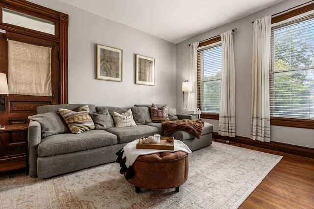482 E Whittier St, Columbus, OH 43206 - living area featuring wood finished floors