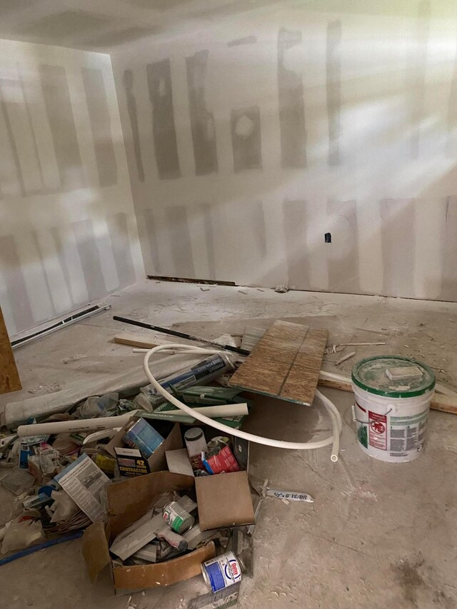 1138 Hilock Rd, Columbus, OH 43207 - view of empty room