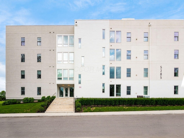 5285 Highpointe Lakes Dr Unit 201, Westerville, OH 43081 - view of apartment building / complex