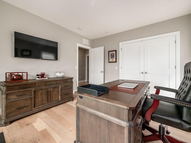 5285 Highpointe Lakes Dr Unit 201, Westerville, OH 43081 - office area with light wood finished floors
