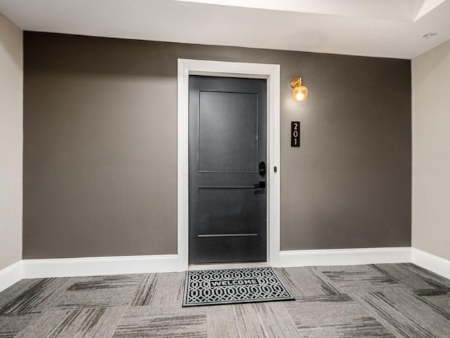 5285 Highpointe Lakes Dr Unit 201, Westerville, OH 43081 - property entrance
