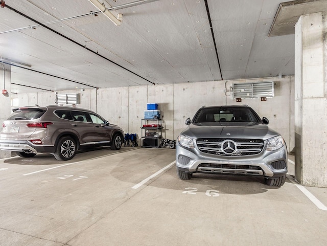 5285 Highpointe Lakes Dr Unit 201, Westerville, OH 43081 - view of parking deck