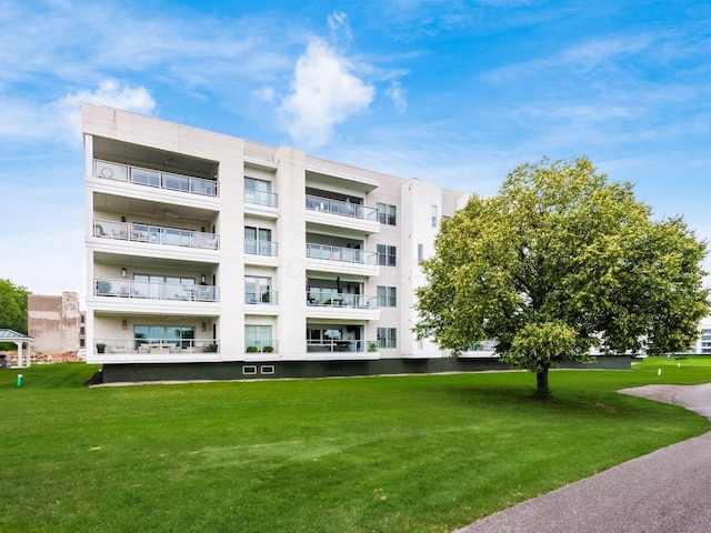 5285 Highpointe Lakes Dr Unit 201, Westerville, OH 43081 - view of apartment building / complex