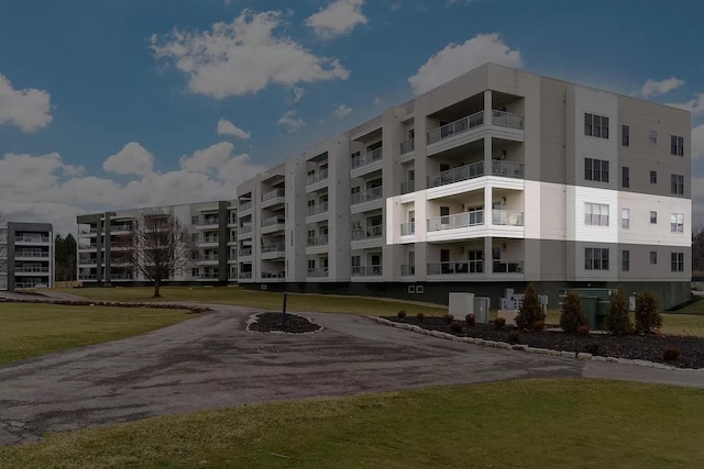 5285 Highpointe Lakes Dr Unit 201, Westerville, OH 43081 - view of apartment building / complex