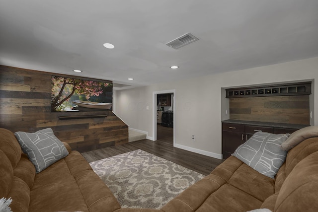 2579 Wickliffe Rd, Columbus, OH 43221 - living room with recessed lighting and wood finished floors