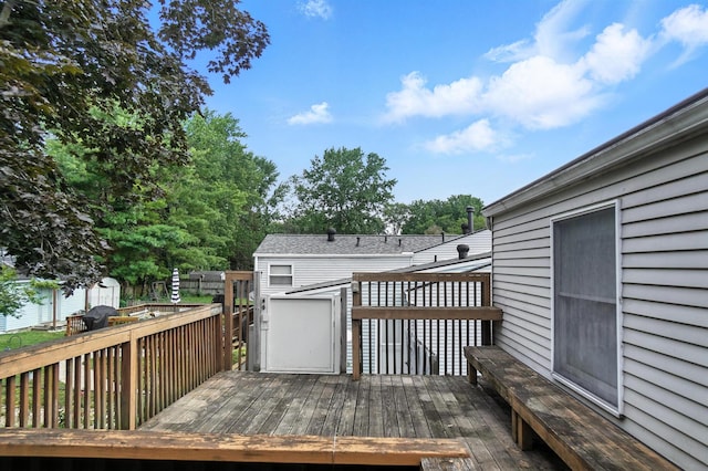 4143 Jonquil St, Columbus, OH 43224 - deck with a storage shed