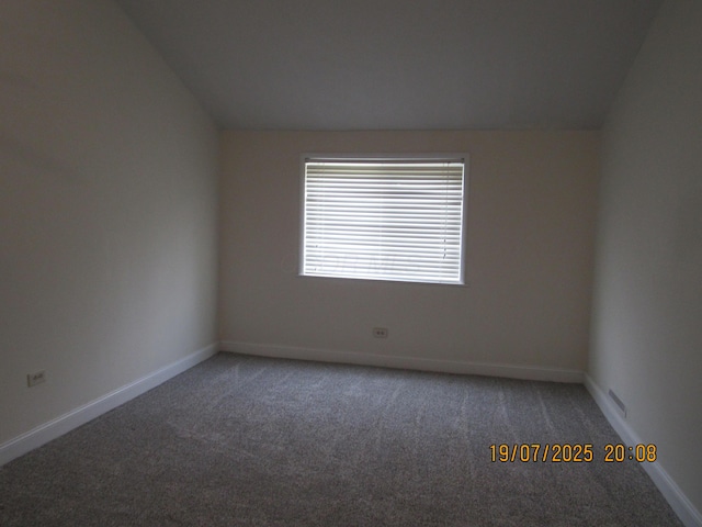 208 Moats Dr, Circleville, OH 43113 - photo 7