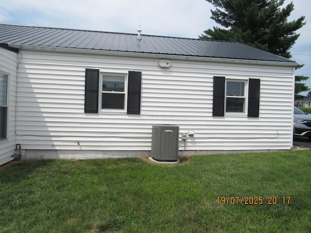 208 Moats Dr, Circleville, OH 43113 - photo 20