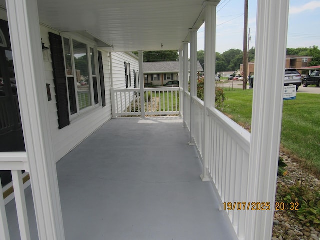 208 Moats Dr, Circleville, OH 43113 - photo 4