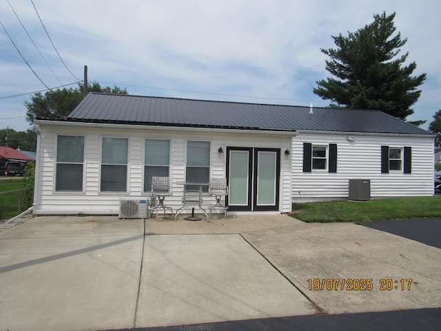 208 Moats Dr, Circleville, OH 43113 - photo 37