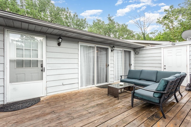 711 Cherry Hollow Rd Unit A, Columbus, OH 43228 - deck with an outdoor living space