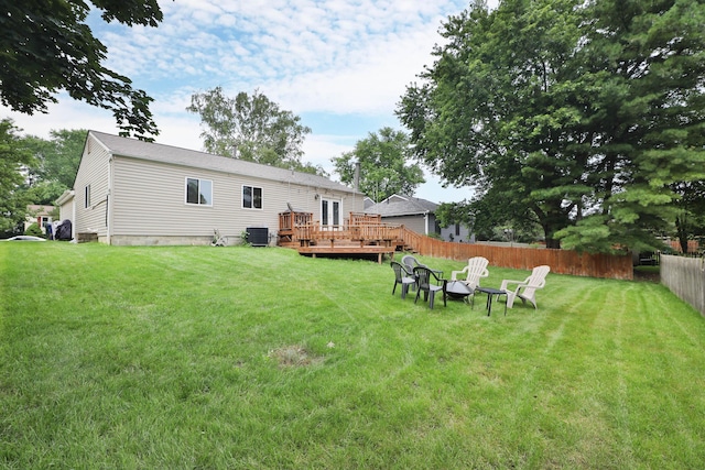 3808 Peak Ridge Dr, Columbus, OH 43230 - back of property with a deck