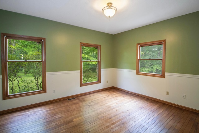 7740 Gale Rd SW, Hebron, OH 43025 - spare room featuring hardwood / wood-style floors and baseboards
