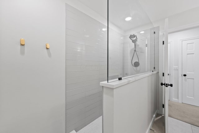 2560 Zollinger Rd, Columbus, OH 43221 - bathroom featuring a walk in shower