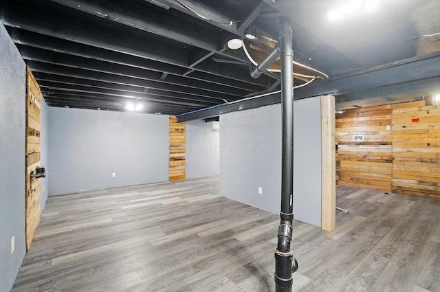 2605 Bella Via Ave, Columbus, OH 43231 - finished below grade area featuring wood finished floors and wooden walls