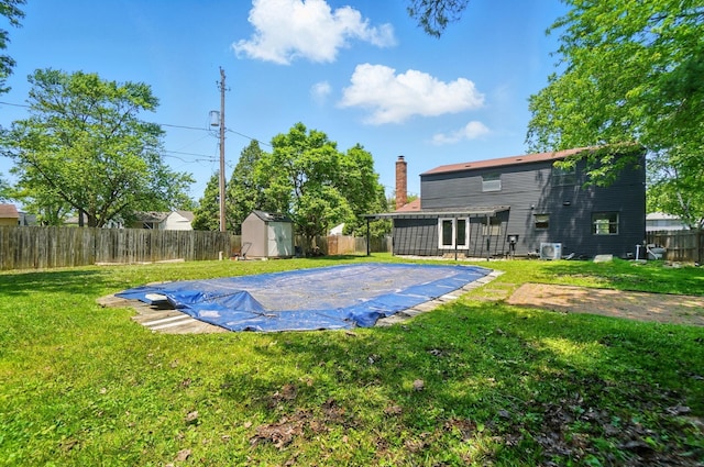 2605 Bella Via Ave, Columbus, OH 43231 - fenced backyard with a shed