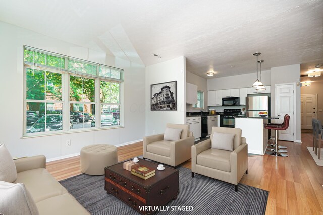 674 Park St, Columbus, OH 43215 - photo 8