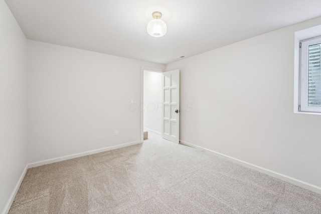 527 N Columbia Ave, Bexley, OH 43209 - carpeted spare room featuring baseboards