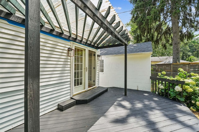 527 N Columbia Ave, Bexley, OH 43209 - view of wooden terrace