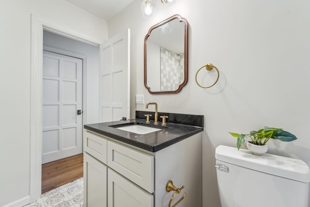 527 N Columbia Ave, Bexley, OH 43209 - bathroom with vanity and toilet