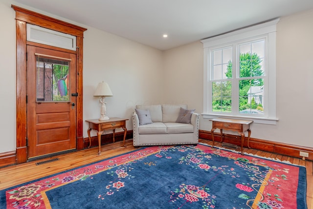 1366 S 4th St, Columbus, OH 43207 - living area with wood finished floors and recessed lighting