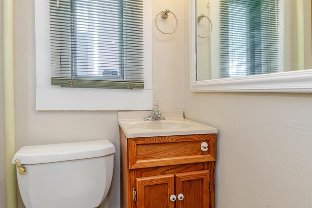 1366 S 4th St, Columbus, OH 43207 - bathroom featuring vanity and plenty of natural light