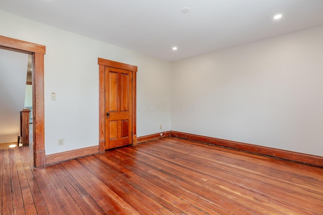 1366 S 4th St, Columbus, OH 43207 - spare room featuring hardwood / wood-style floors and recessed lighting