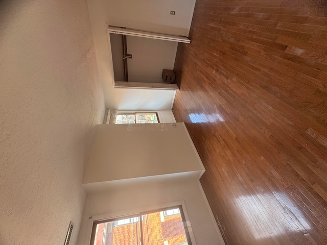 256 W 3rd Ave, Columbus, OH 43201 - photo 10