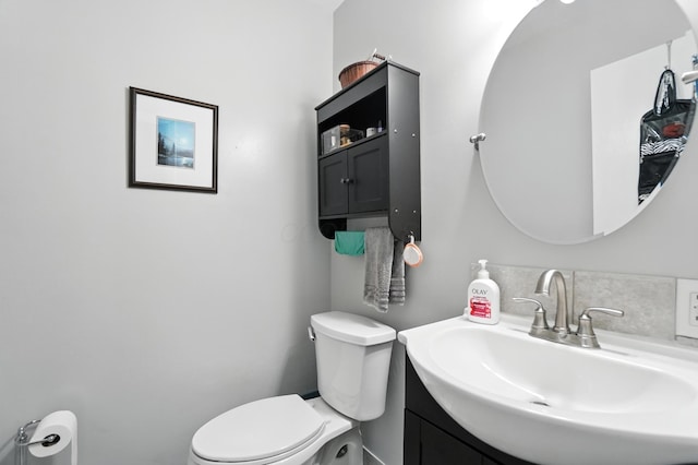 3063 Jersey Dr Unit 67, Columbus, OH 43204 - bathroom featuring toilet and vanity