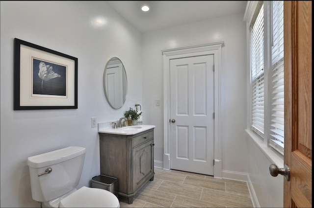 398 W 5th Ave, Columbus, OH 43201 - bathroom featuring vanity, healthy amount of natural light, and recessed lighting