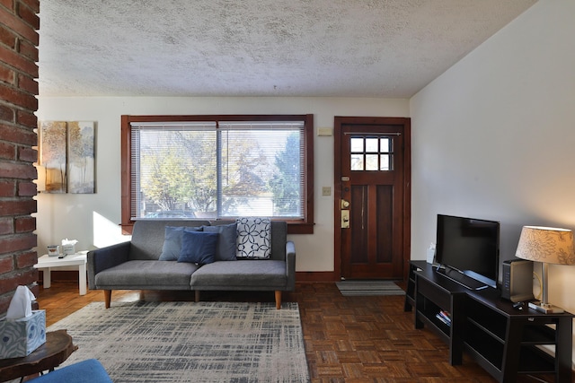398 W 5th Ave, Columbus, OH 43201 - living room featuring a textured ceiling