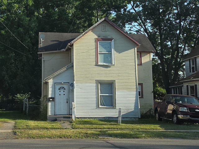 709 Silver St, Marion, OH 43302 - photo 1