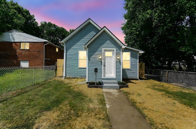1612 Cole St, Columbus, OH 43205 - bungalow-style home featuring a fenced backyard
